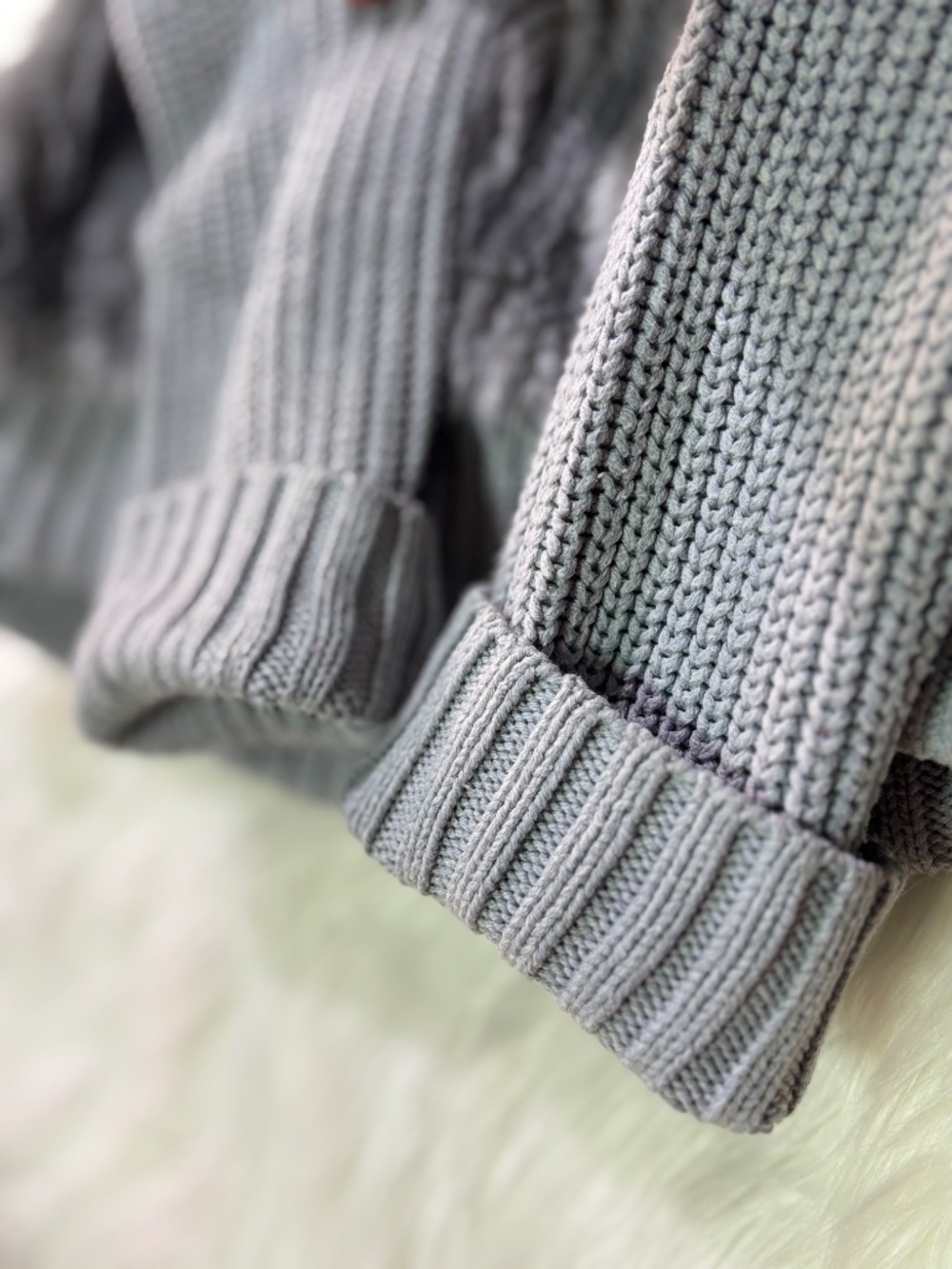 Like New [Michael Kors] Silver Gray Grey Faux Fur Hooded Sweater Jacket | Medium - Picture 6 of 15